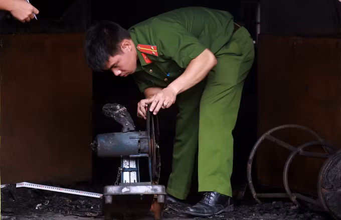 Bên trong nhà hàng cháy làm 6 người chết ở Đồng Nai