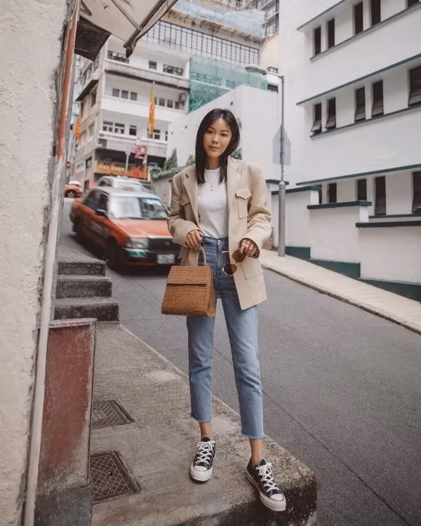 Học cách Fashionista phối đồ cực chất trong tiết trời giao mùa ảnh 3 Empty