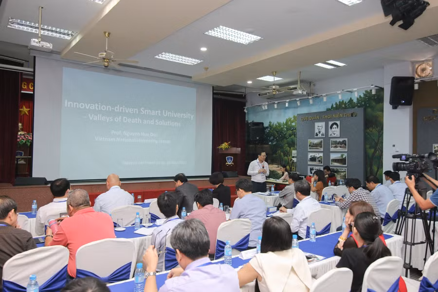 Quang cảnh hội thảo