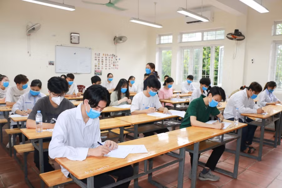 Thí sinh Nghệ An dự thi tốt nghiệp THPT năm 2021.