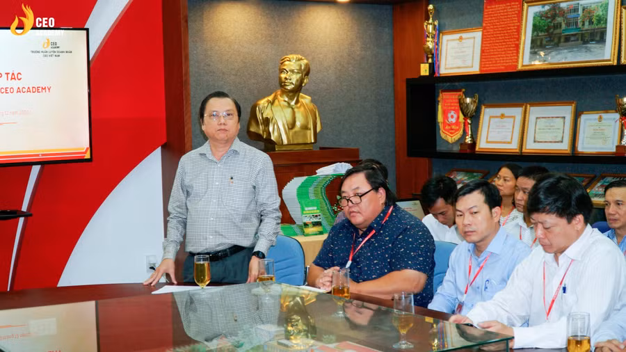 NGƯT. TS Phạm Hữu Lộc - Chủ tịch Hội đồng trường CĐ Lý Tự Trọng TP.HCM bày tỏ sự phấn khởi và hy vọng sự hợp tác giữa 2 đơn vị sẽ mang đến nhiều lợi ích cho sinh viên