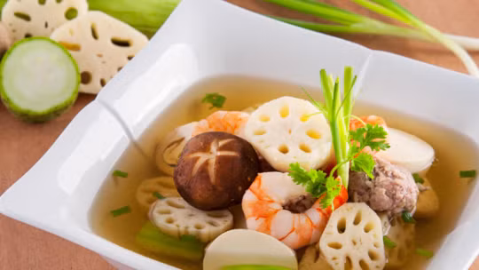Món gỏi ngó sen tôm thịt Món gỏi ngó sen tôm thịt