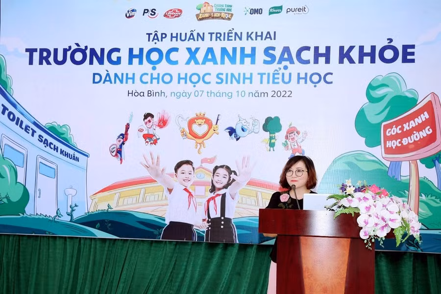 Đại diện Unilever Việt Nam phát biểu tại lễ công bố chương trình Đại diện Unilever Việt Nam phát biểu tại lễ công bố chương trình