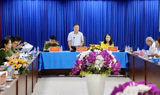Phó Tổng Giám đốc BHXH Việt Nam Lê Hùng Sơn phát biểu trong chương trình làm việc tại tỉnh Bình Dương