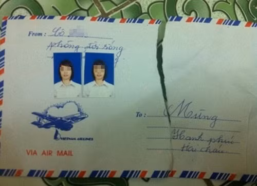dan-anh-the-len-phong-bi-mung-cuoi-de-tranh-nham-lan-4