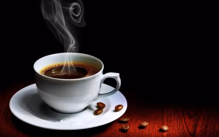 Mùa thu đông uống nước nóng - lợi ích lớn