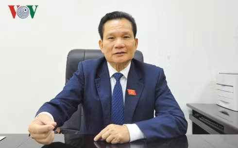 ky luat can bo ve huu: khong phai cu "quan to" moi vi pham lon hinh 3