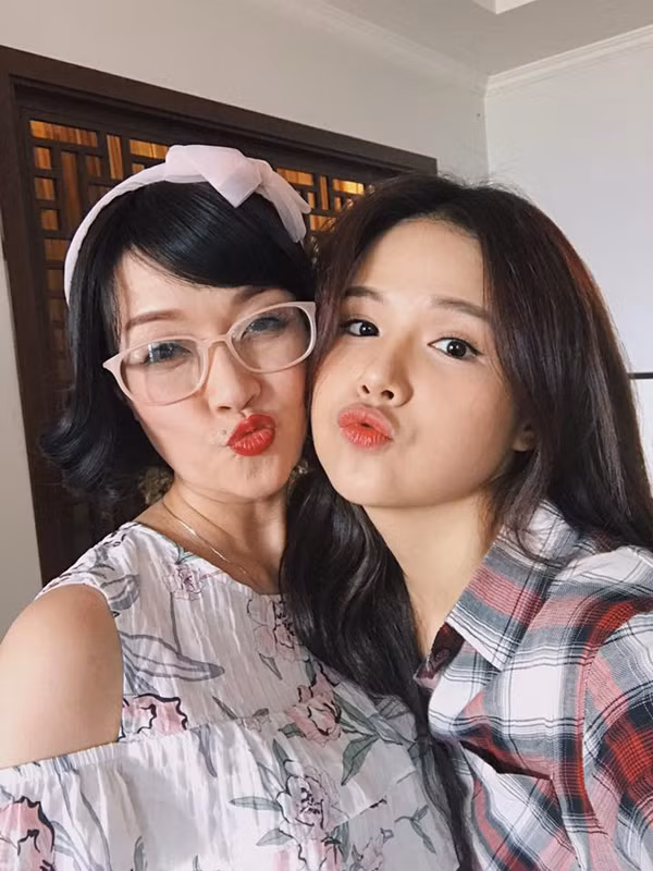 nhan-sac-ngot-ngao-cua-nu-chinh-ghet-thi-yeu-thoi-5