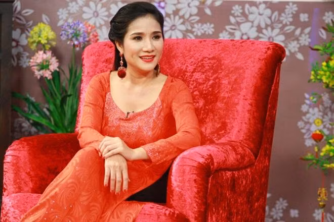 Lộ ảnh con gái Cát Tường đẹp như thiếu nữ, lớn phổng phao ảnh 1 duoc me giau ki, con gai cat tuong gay giat minh vi dep nhu thieu nu, lon phong phao - 1