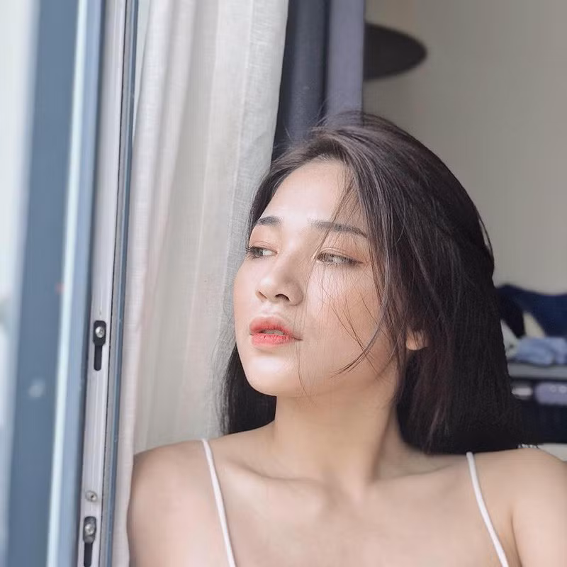 Cô giáo tương lai đẹp như diễn viên - Ảnh 4.