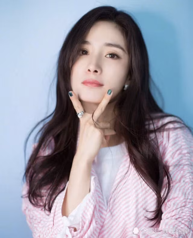  Dương Mịch ngày càng thành đạt và nổi tiếng. 