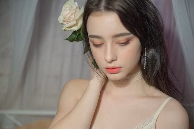3 cô gái Đông Âu đẹp như tiên giáng thế khiến thanh niên châu Á mê mệt - Ảnh 14.