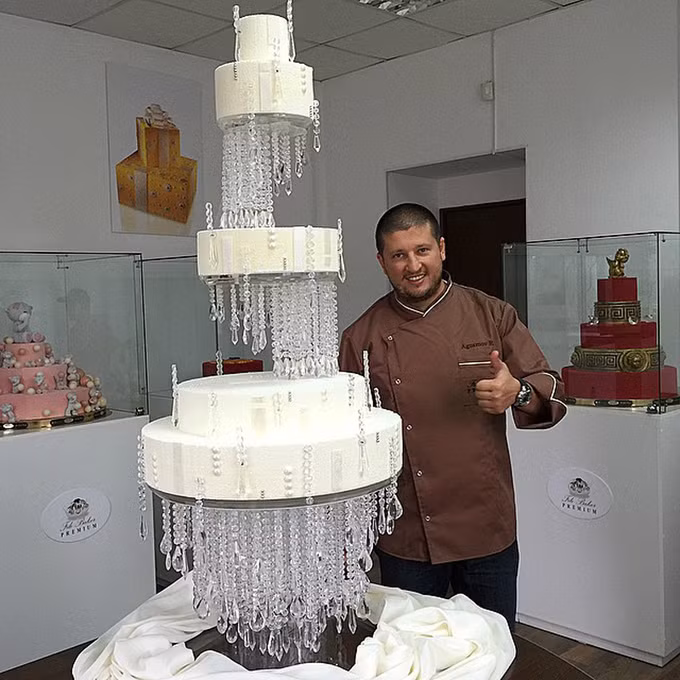 14 tuyệt tác bánh cưới 