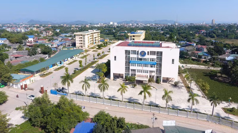 Trường Đại học Kinh tế và QTKD - Đại học Thái Nguyên. Trường Đại học Kinh tế và QTKD - Đại học Thái Nguyên.