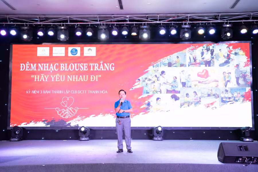 Bác sĩ Hà Hoàng Minh, Chủ nhiệm CLB "Dĩa cơm trên tường Thanh Hoá" phát biểu. (Ảnh: NT).
