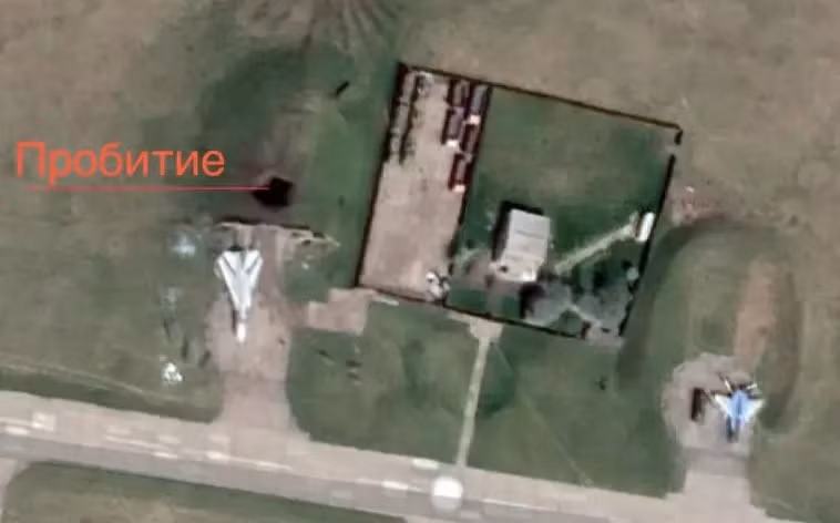 Nga đã tấn công tên lửa vào sân bay Starokonstantinov của Ukraine hồi năm 2022 Nga đã tấn công tên lửa vào sân bay Starokonstantinov của Ukraine hồi năm 2022