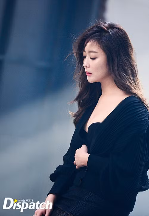 Nhan sắc rực rỡ quyến rũ của mỹ nhân U40 Kim Hee Sun ảnh 11