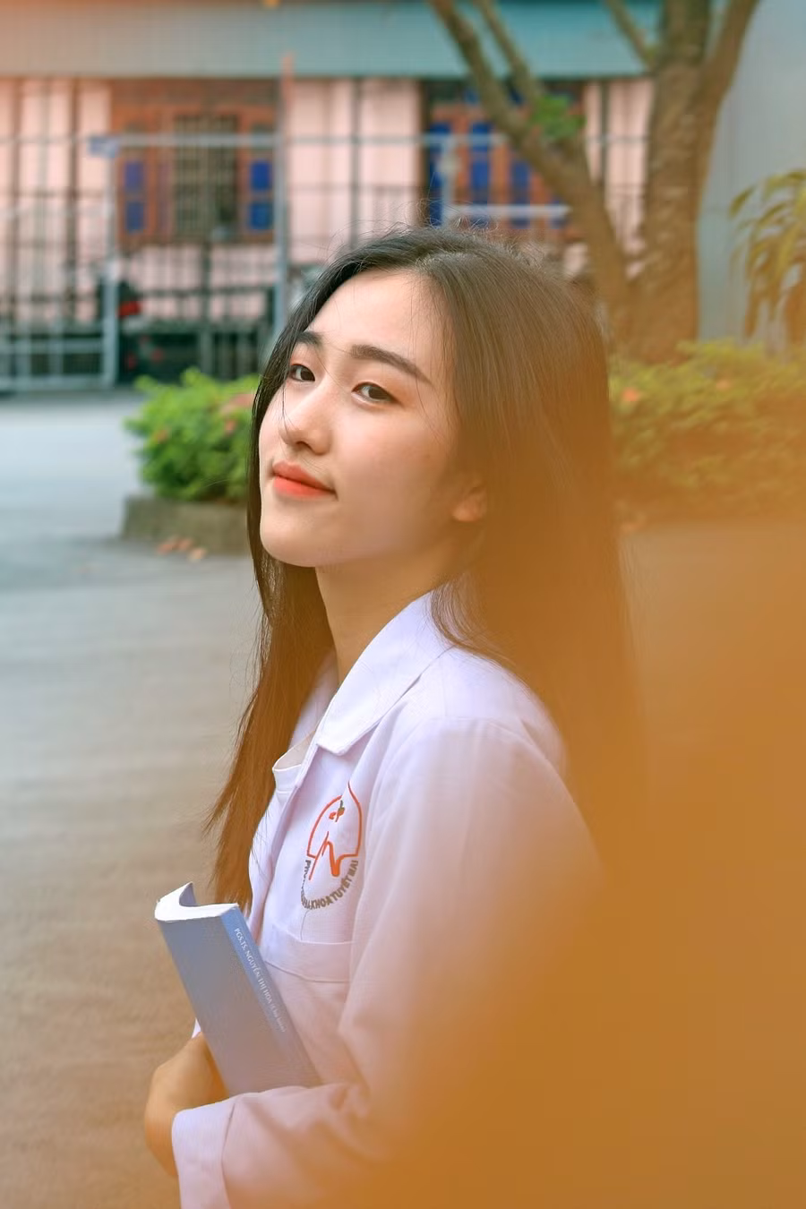 Mặc dù học y rất vất vả nhưng sinh viên Ma Thị Hồng Nhung vẫn luôn kiên định và quyết tâm theo đuổi đến cùng con đường để trở thành một bác sĩ giỏi trong tương lai.