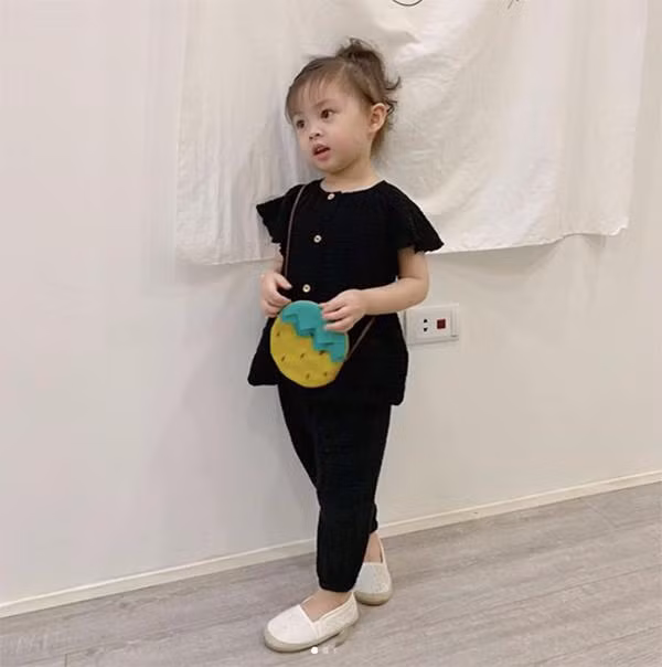 noi chang ngoa, cac co chu cung phai xach dep chay theo phong cach cua 5 nhoc ti nay - 16