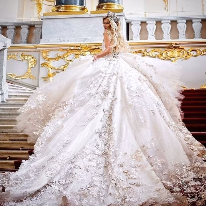 Loạt váy cưới đẹp như cổ tích, cô dâu nhất định nên chọn trong năm nay ảnh 2 Loạt váy cưới đẹp như cổ tích này cô nàng nào chẳng muốn diện trong ngày trọng đại đời mình