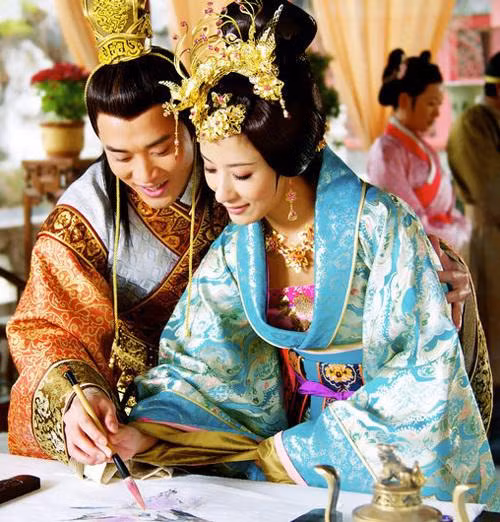 10 chieu tro tranh thai ky la, kinh di va kho tin nhat cua cac my nu, cung tan ngay xua hinh anh 3