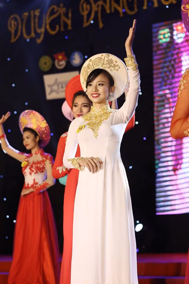 Nữ “thợ săn” học bổng 9X: “Bước ra vùng an toàn khi còn trẻ, khoẻ, đam mê” - 2
