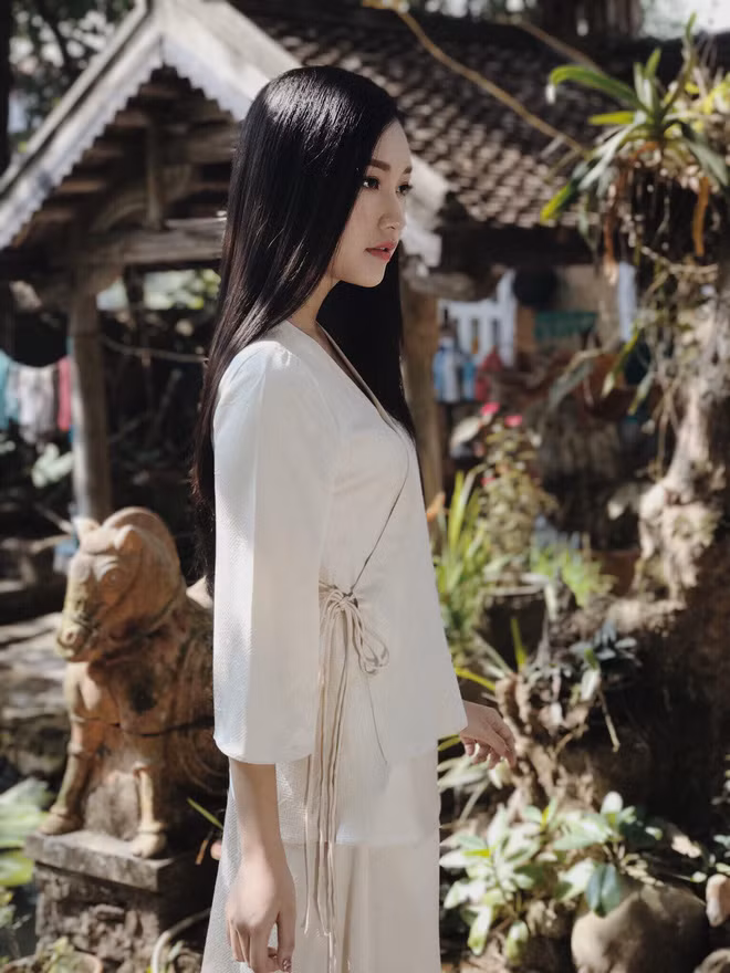 Những hotgirl xứ Huế khiến dân tình xuýt xoa: Người là rich kid mê xe phân khối lớn, người có thành tích học tập khủng được tuyển thẳng vào 2 trường ĐH ảnh 7