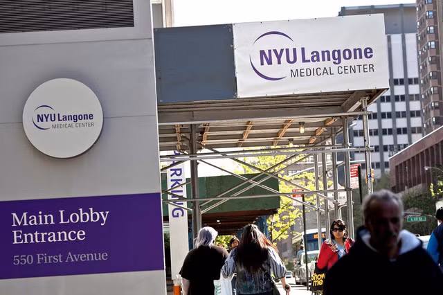  Từ năm học 2018-2019, Đại học New York (Mỹ) sẽ miễn toàn bộ học phí cho sinh viên Y khoa của trường. 