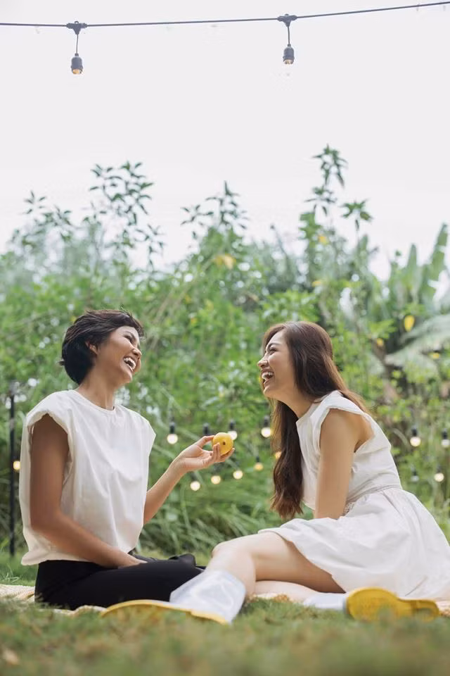 Bất ngờ trước nhan sắc Bất ngờ trước nhan sắc