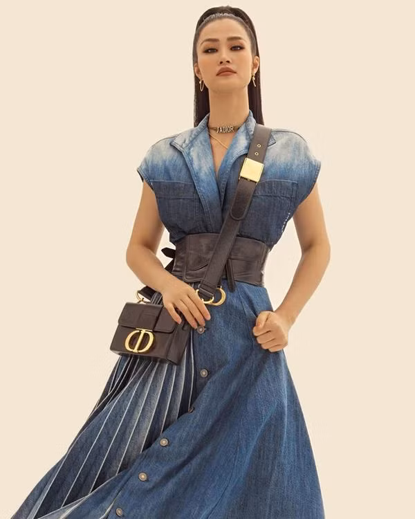 Trước khi lên xe hoa, Đông Nhi khiến khán giả trầm trồ khi hóa fashionista hình ảnh 2 truoc khi len xe hoa, dong nhi khien khan gia tram tro khi hoa fashionista hinh anh 2