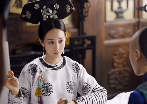 Vị phi tử sinh được hoàng tử Càn Long yêu thích nhất nhưng vẫn bị hắt hủi hình ảnh 5 vi phi tu sinh duoc hoang tu can long yeu thich nhat nhung van bi hat hui hinh anh 5