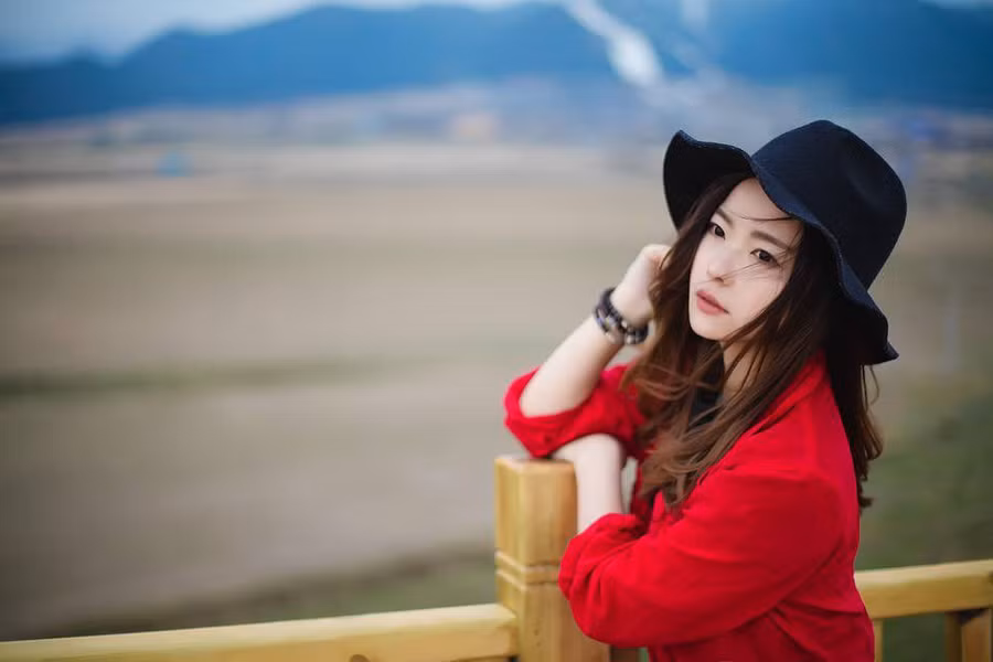 co gai 18 tuoi dot nhien man kinh va mat kha nang lam me chi vi thuong lam dieu nay hinh anh 1