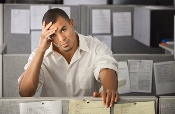 18 thứ đừng bao giờ chia sẻ lên Facebook ảnh 11 18 thu dung bao gio chia se len Facebook hinh anh 11