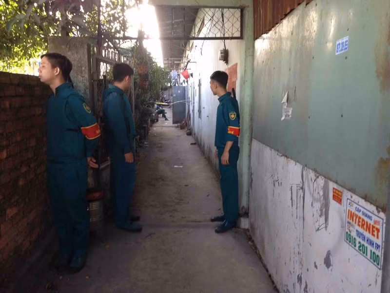 Dãy phòng trọ xảy ra vụ việc.