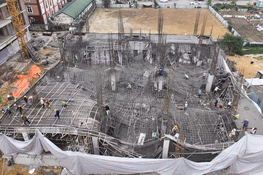 Hiện trường vụ sập giàn giáo.