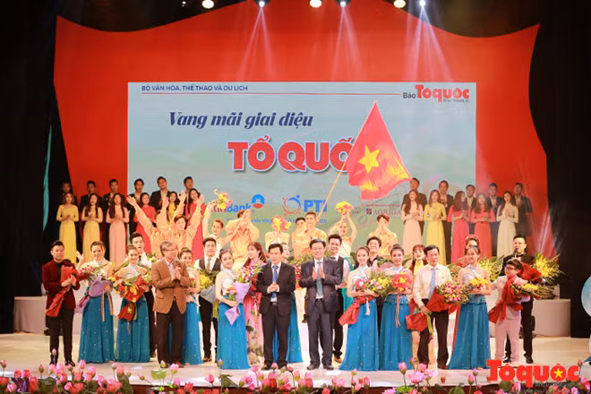 “Dàn sao” hàng đầu Việt Nam sẽ tham gia “Vang mãi giai điệu Tổ quốc 2018”