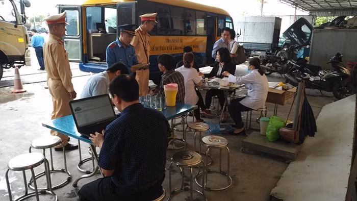 gần 8.000 doanh nghiệp vận tải hà nội không kiểm tra sức khỏe lái xe hình 1 gan 8.000 doanh nghiep van tai ha noi khong kiem tra suc khoe lai xe hinh 1
