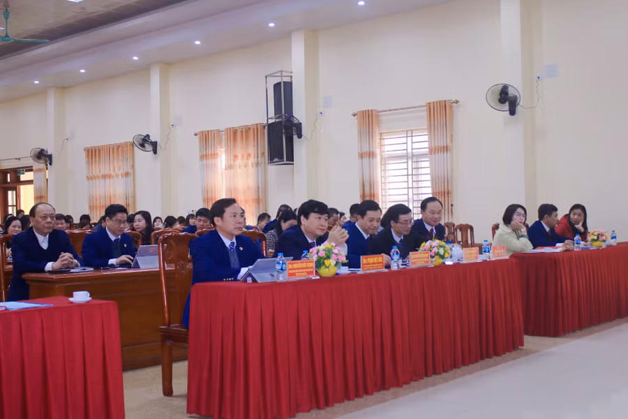 Các đại biểu tham dụ Hội nghị. Các đại biểu tham dụ Hội nghị.