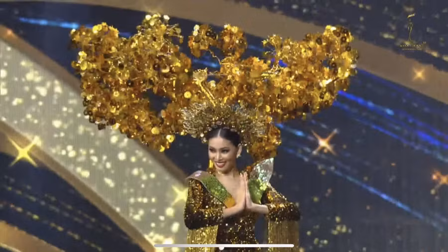 Ngọc Thảo cùng “Lá Ngọc Cành Vàng” phát sáng trên sân khấu Miss Grand International 2020 ảnh 2