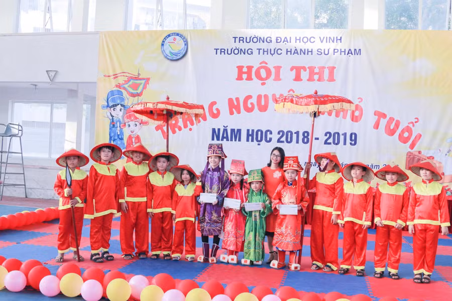Niềm vui của các trạng nguyên nhỏ tuổi