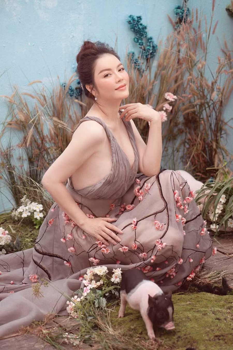 Lý Nhã Kỳ bất ngờ tiết lộ gia thế bạn trai sắp cưới, giấu kín 9 năm ảnh 2 Lý Nhã Kỳ bất ngờ tiết lộ gia thế bạn trai sắp cưới, giấu kín 9 năm
