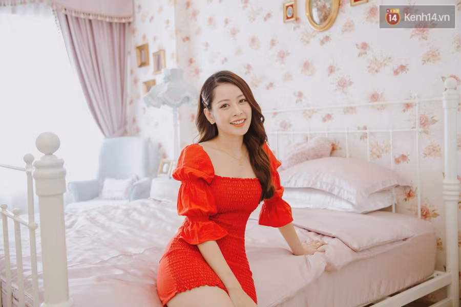 Hé lộ bên trong căn hộ mới tậu thiết kế cực đẹp của Chipu ảnh 6 Chi Pu lan dau he lo ben trong can ho moi tau dam chat phuong Tay, thiet ke cuc dep hinh anh 6