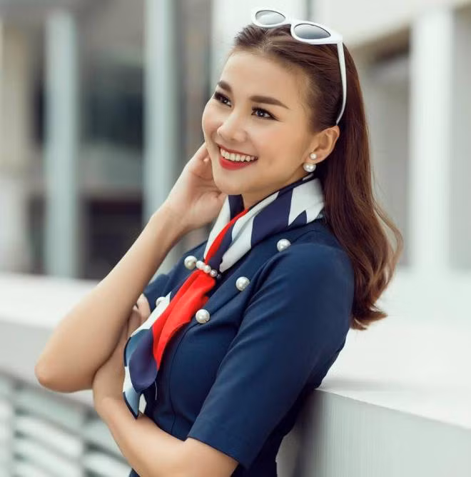 Ngắm mặt mộc không son phấn của dàn Hoa hậu Việt tuổi Hợi - Ảnh 2.