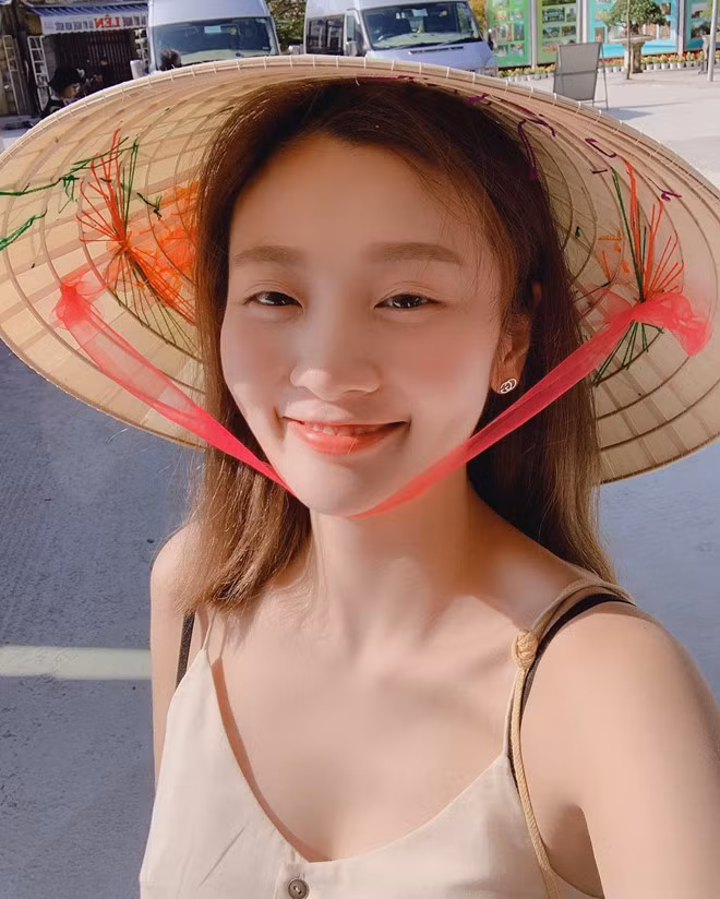 My nam, my nu Han Quoc khoe anh toi Viet Nam don Tet hinh anh 1