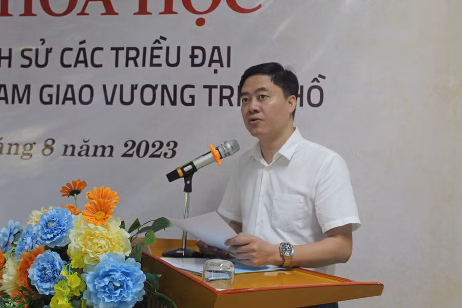 Ông Nguyễn Duy Tự - Phó Giám đốc Sở Văn hóa, Thể thao và Du lịch Thanh Hóa phát biểu khai mạc. Ảnh: LT.