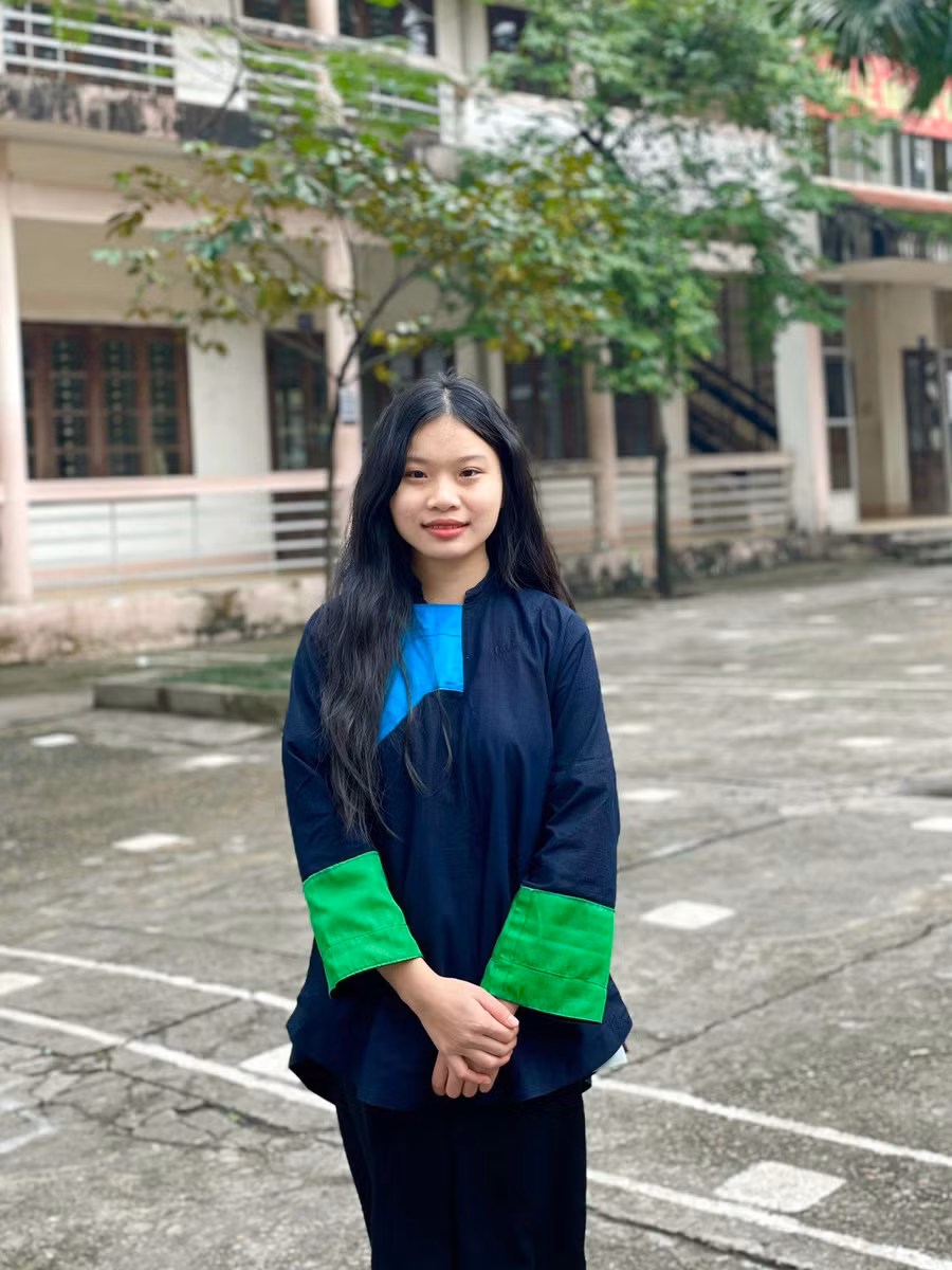 Em Triệu Thị Nương là học sinh xuất sắc của Trường PT Vùng Cao Việt Bắc giành giải Nhất tại Kỳ thi Học sinh giỏi Quốc gia môn Lịch Sử năm học 2023-2024. Em Triệu Thị Nương là học sinh xuất sắc của Trường PT Vùng Cao Việt Bắc giành giải Nhất tại Kỳ thi Học sinh giỏi Quốc gia môn Lịch Sử năm học 2023-2024.