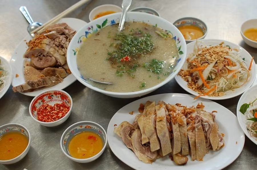 Cách nấu cháo, gỏi vịt ngon đúng điệu