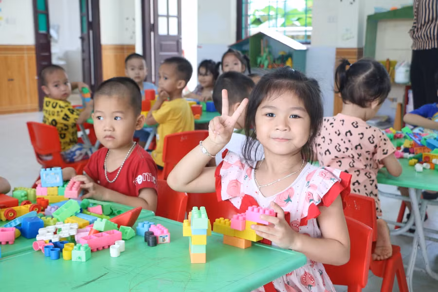 Ngoài công tác dạy hè, nhà trường cũng tập trung thu thập minh chứng, sửa sang cơ sở vật chất để chuẩn bị kiểm định chất lượng trường mầm non cấp độ 3, trường chuẩn quốc gia mức độ 2 trong thời gian tới.