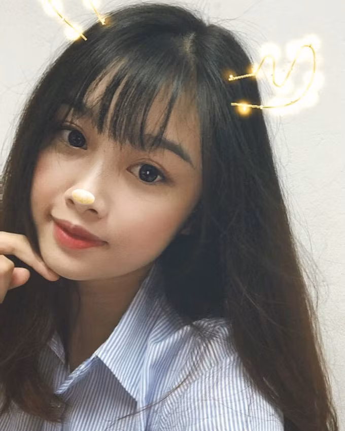 ban gai kin tieng xinh nhu hoa cua tien dao van toan hinh anh 4