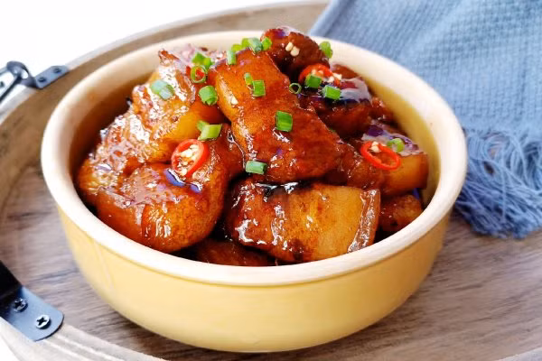 thịt kho nồi cơm điện, thịt kho, thịt lợn